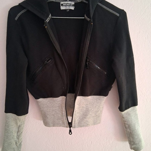 00's cropped sweatshirt like new, black and gray