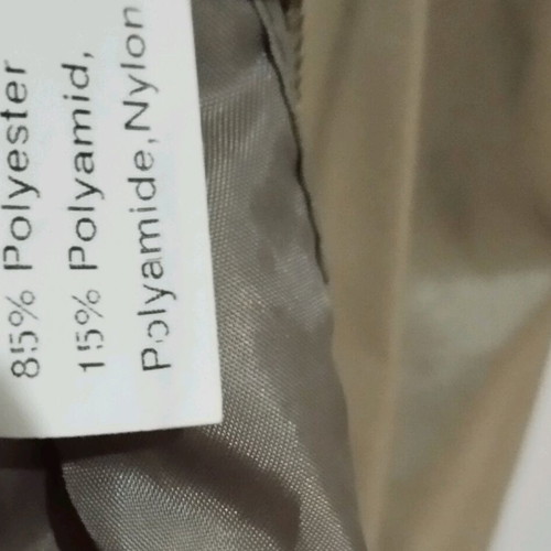 Women's waterproof jacket used with inner pocket and removable hood size M