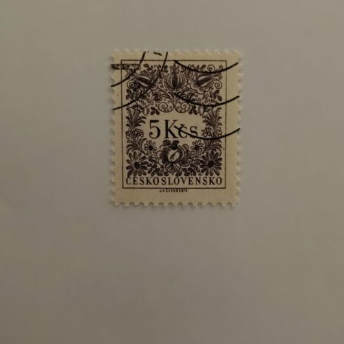 Collectible 5 Kes Czechoslovakia Stamp like new