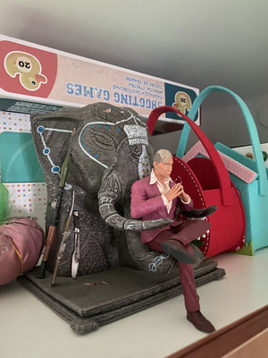 Far Cry 4 statue in excellent condition