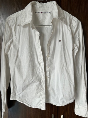 TOMMY HILFIGER, Νο 6, (XS), λευκό, μακρύ μανίκι, μεταχειρισμένο.