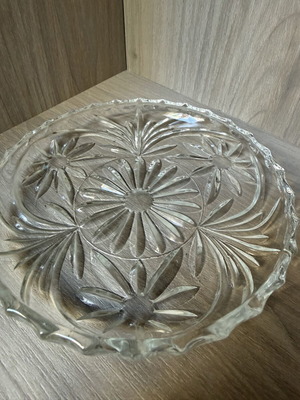 Small glass plate