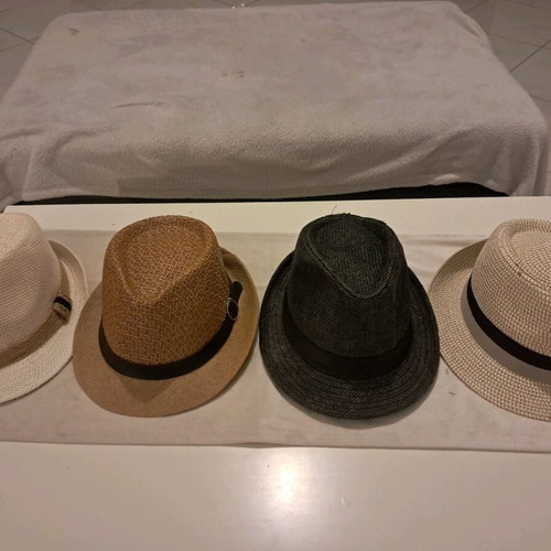 Hats medium size, like new, black and beige, set of 4