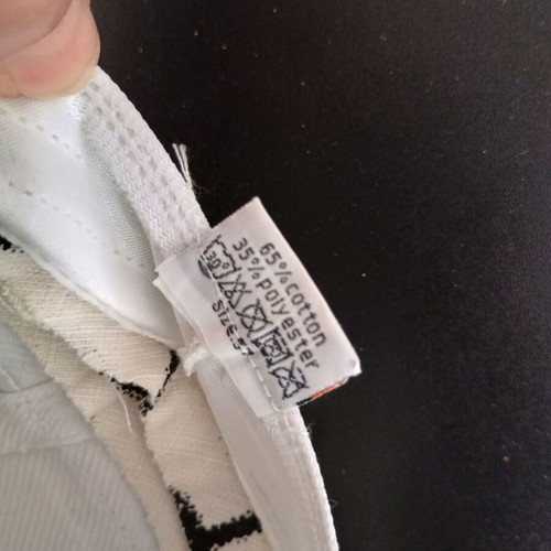 Hat white and black size 57 used