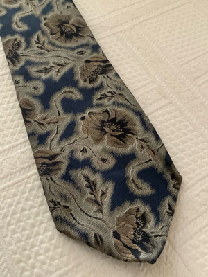 Prochownick tie 100% silk new in excellent condition