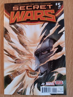 Secret Wars (2015) #5 like new Marvel Comics