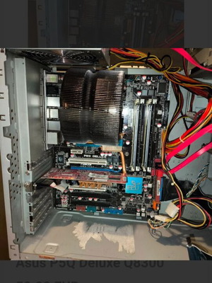 Socket 775 system Asus P5Q Deluxe like new with Intel Core 2 Quad Q8300