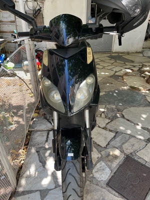 Aprilia SportCITY 125 μεταχειρισμένο σκούτερ 125 cc