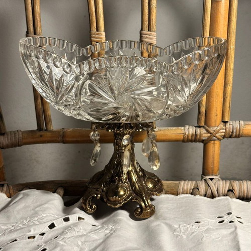 Crystal Fruit Bowl with Gold Base and Crystal Drops like new