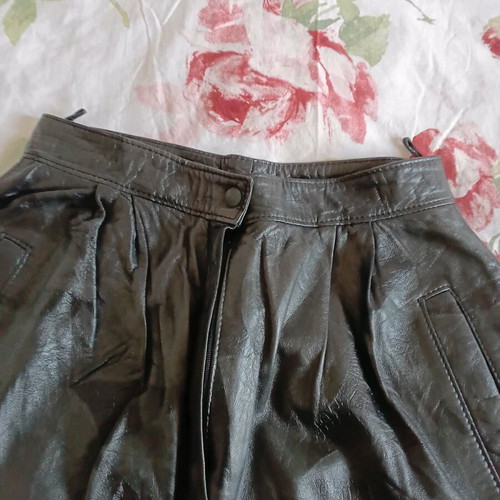 Leather pants used, size M 38, black