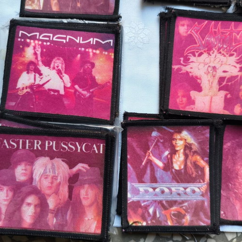 Vintage υφασμάτινα ράμματα σετ 28 με heavy metal συγκροτήματα 1980, καινούργιο