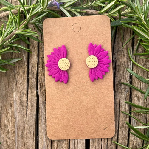 Handmade daisy earrings from polymer clay new pink