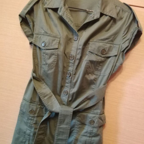 Lola khaki dress with buttons and belt, like new