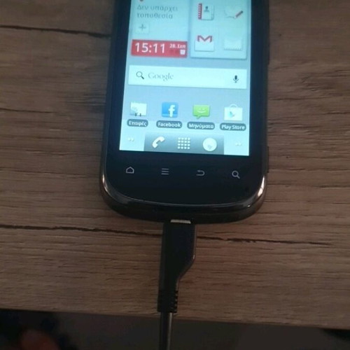 Vodafone Smart II mobile phone like new with charging cable