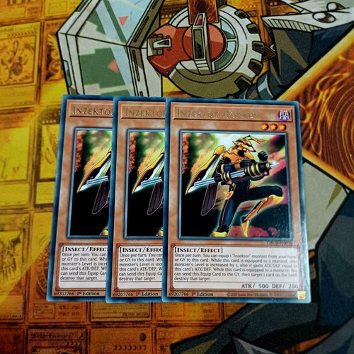 Inzektor Hornet Playset near mint, 3 cards
