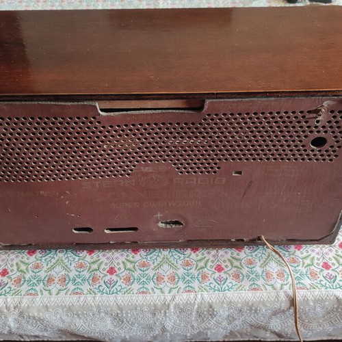 Vintage Antique Radio like new