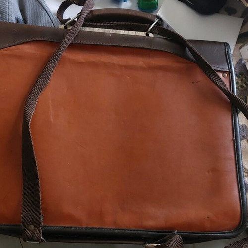 Sport Billy bag Dec 80 used, small damages