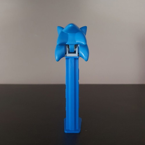 Pez Sonic Hedgehog dispenser used
