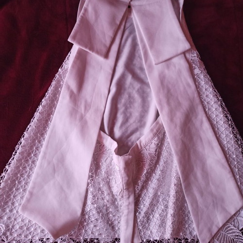 Blouse official white size M with lace and back opening
