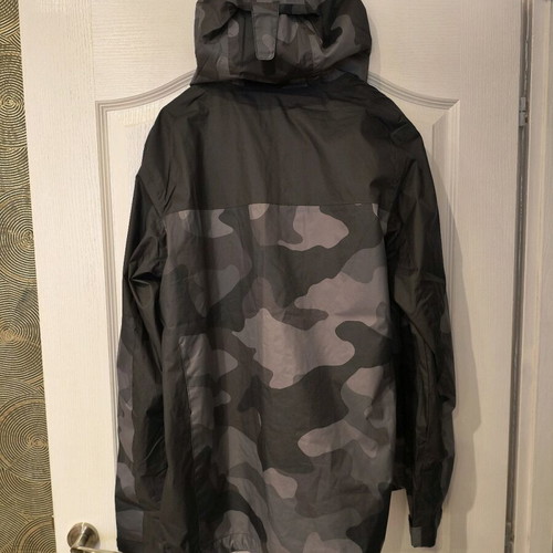 Columbia jacket new, waterproof and windproof, size M