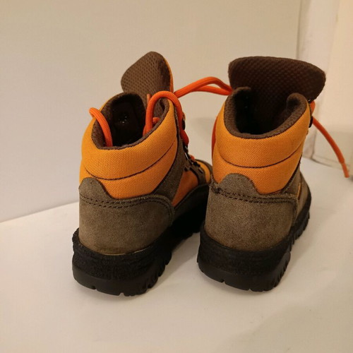 Children's boots used size 25 orange