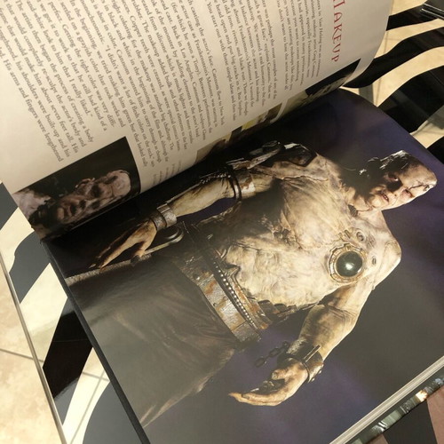 Van Helsing The Making Of The Legend HC like new, oversized, 1st printing