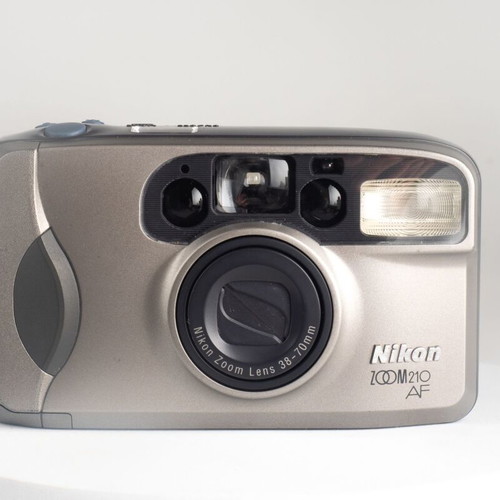 Nikon Zoom 210 AF 35mm Film Camera Used in Excellent Condition