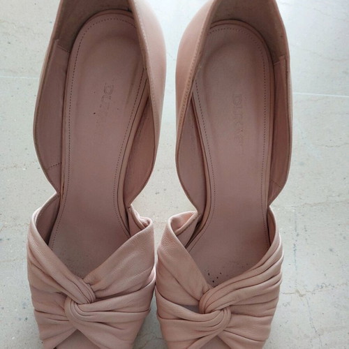 Dukas blush knot pumps like new, size 38, genuine nappa skin