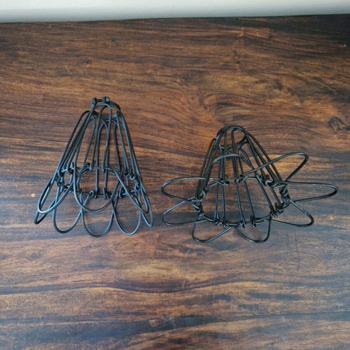 Metal lamp frames, pack of 2