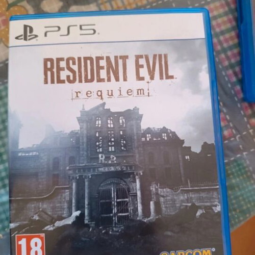 Resident Evil Requiem PS5 like new