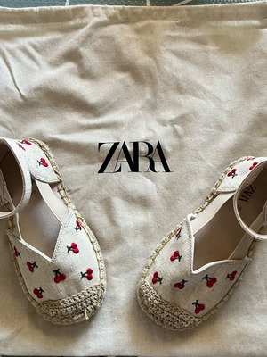 Zara espadrilles kids like new, size 26 multicolor