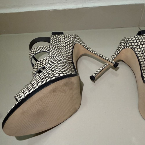 Nine West snakeskin pattern sandals size 41 like new
