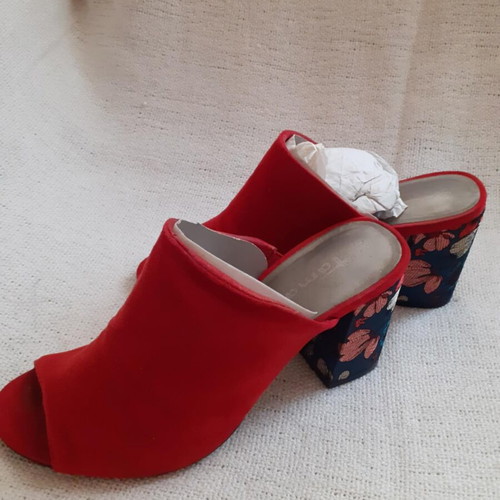 Tamaris sandals like new, red multicolor, size 36