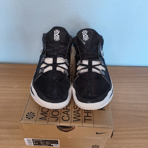 Nike Kyrie Flytrap 6 sneakers like new, size 40, black and white