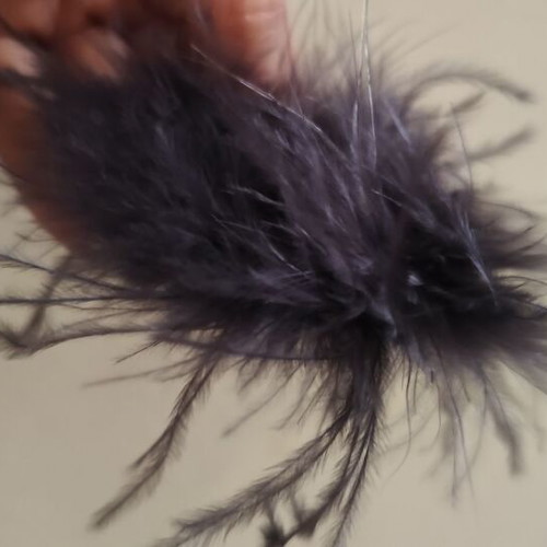 Women's brooch with dark gray feathers new