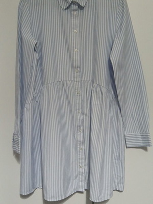 Stradivarius women's shirt like new, gray and blue, size M