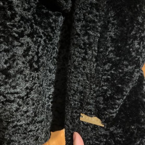 Lynne fur new, black, with tags