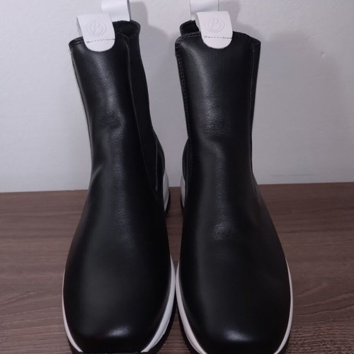 Parex women's leather boots black and white, new