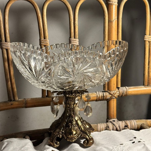Crystal Fruit Bowl with Gold Base and Crystal Drops like new