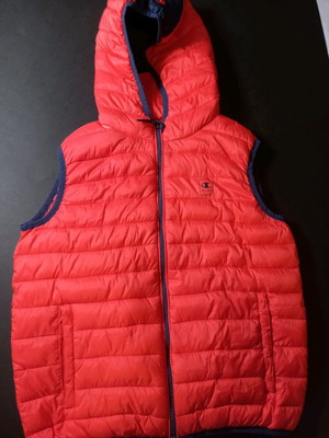 Champion αμάνικο μπουφάν μεταχειρισμένο, μπλε και κόκκινο, μέγεθος 140 cm