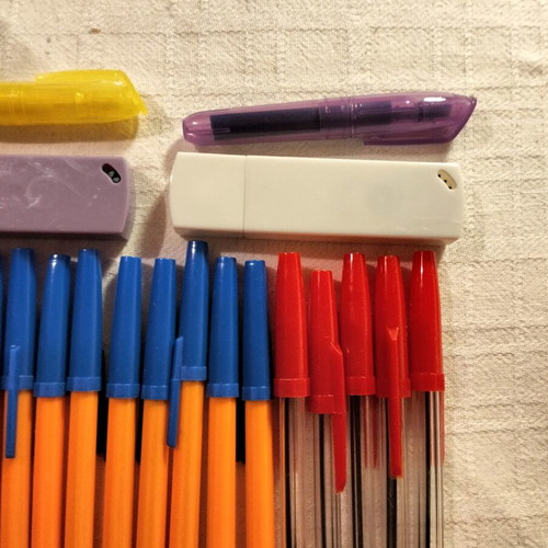 Stationery set with Bic pens, tape correctors and highlighters