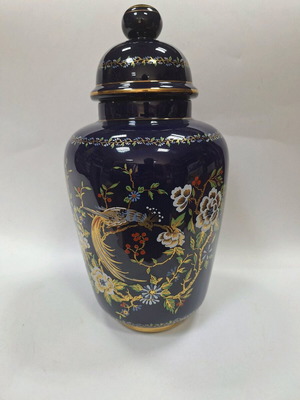 Porcelain vase with lid 41cm like new