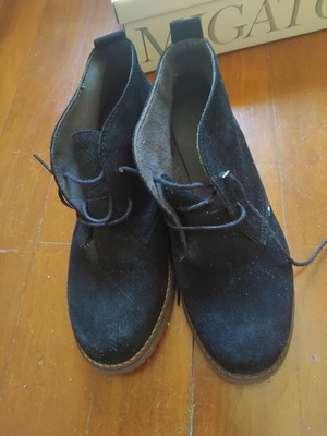 Ragazza Soft Suede Ankle Boots like new, black, size 39