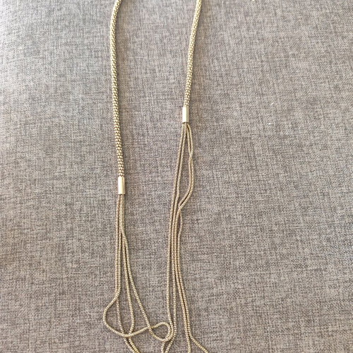 Long necklace like new