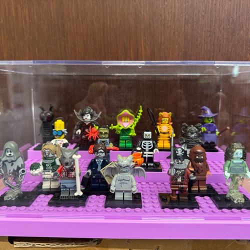 Lego Minifigures Series 14 Monsters like new, 16 figures with display case