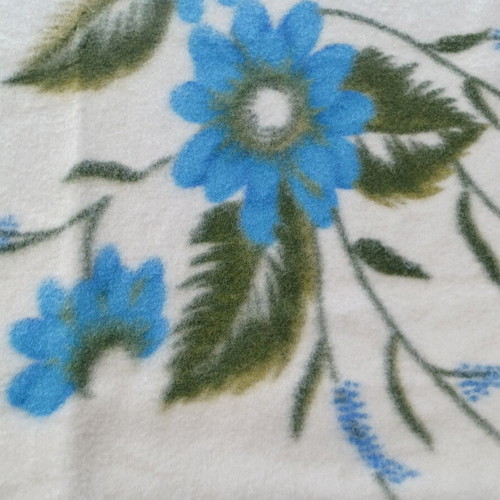 Vintage wool blanket 1.50 × 2.20, like new