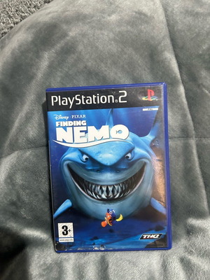 Finding Nemo PlayStation 2 game like new