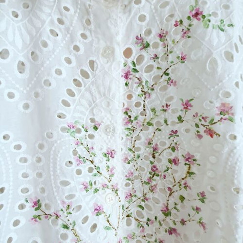 Shirt tunic new with embroidered design and hand-painted flowers