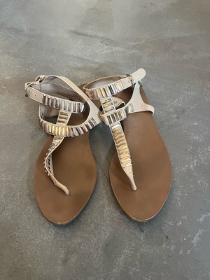 Zara women's sandals used, size 39, gold with double straps