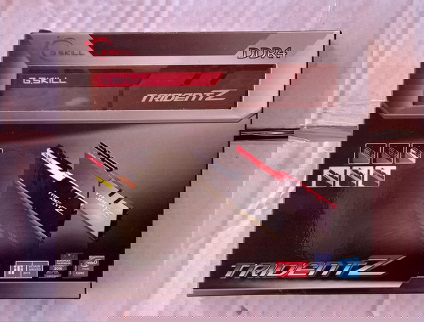 RAM: F4-3200C14D-16GTZ SR (Samsung B-die)